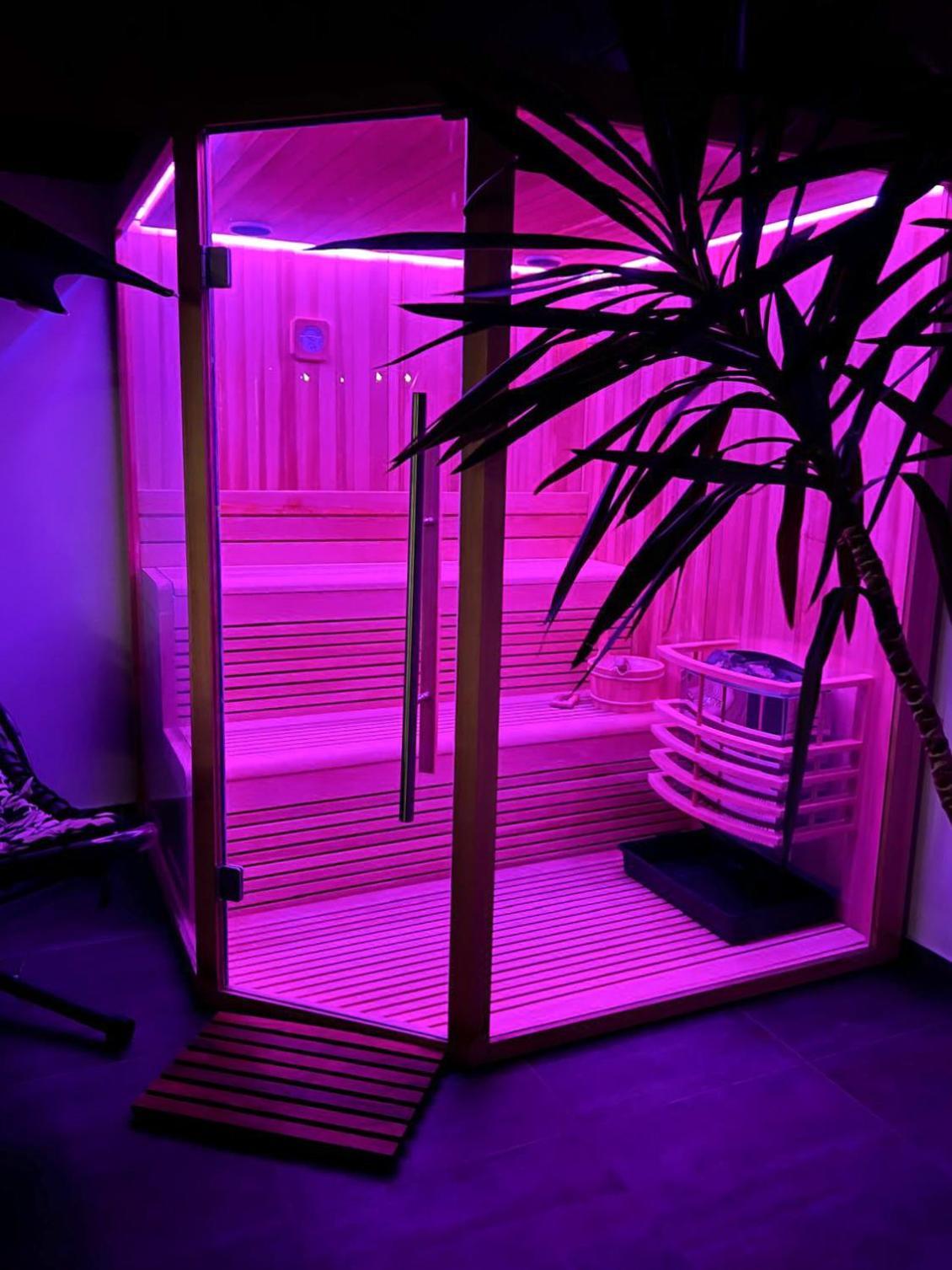 Insula Christiana Hotel Cristian  Buitenkant foto